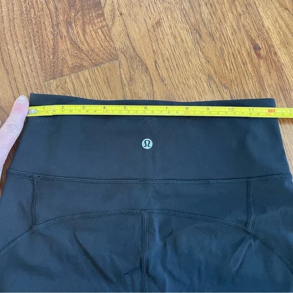 Lululemon cropped leggings - Picture 4 of 7